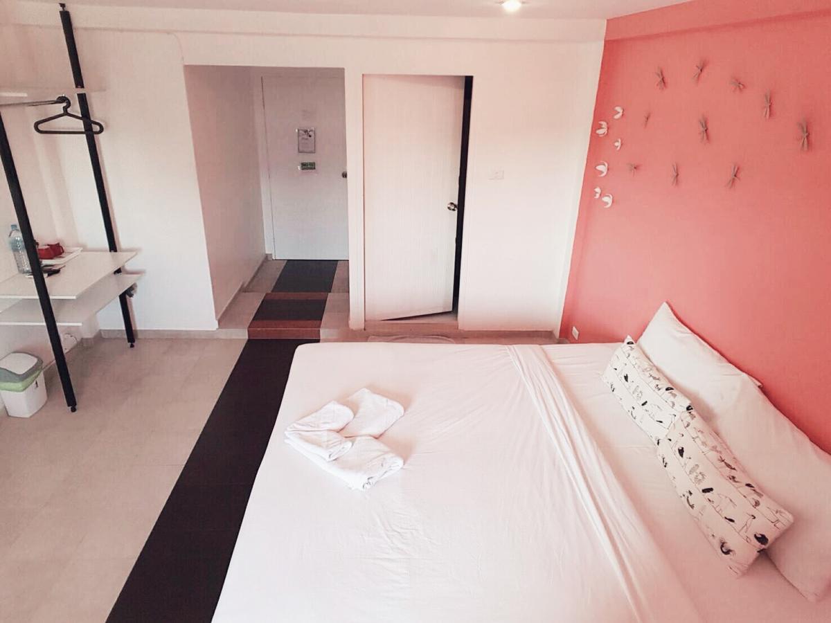 Blue Moon Hotel HHQ Zewnętrze zdjęcie